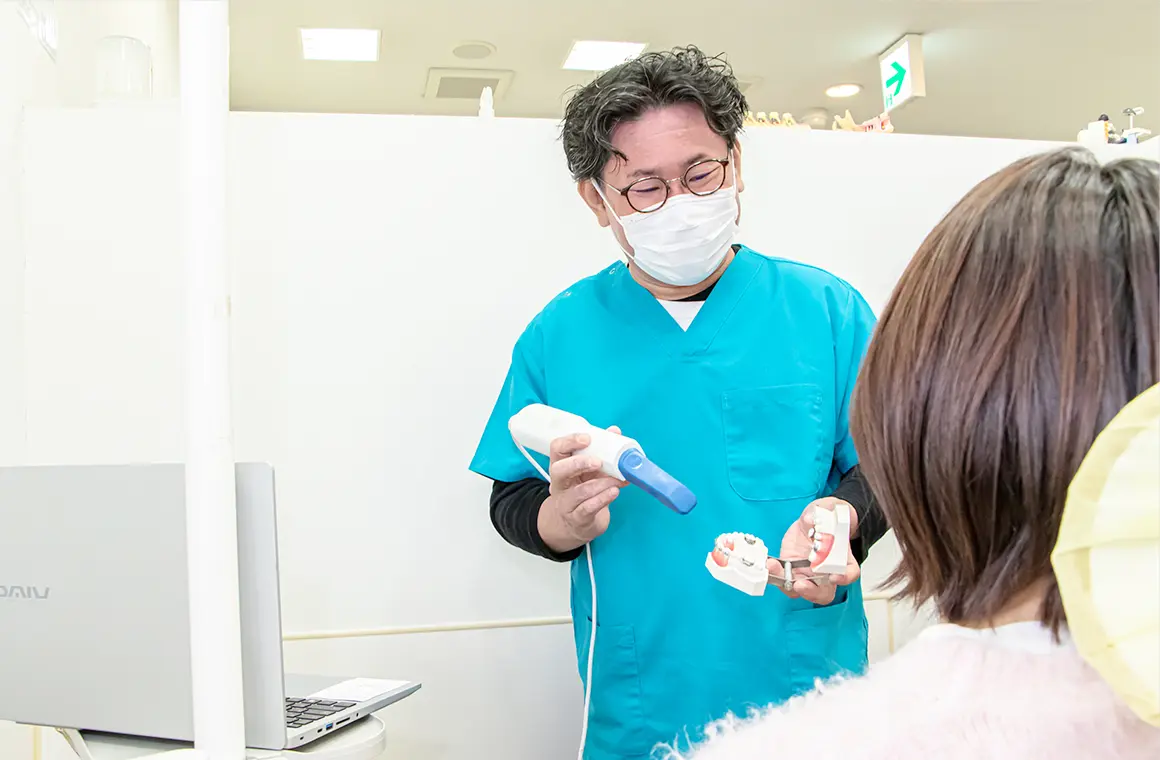 さまざまな装置で幅広い矯正治療に対応
