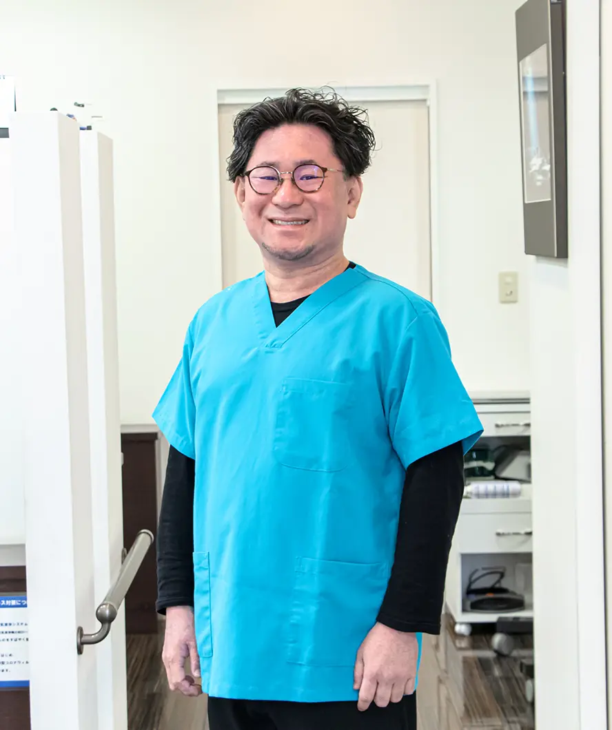 矯正歯科担当医 村林 学